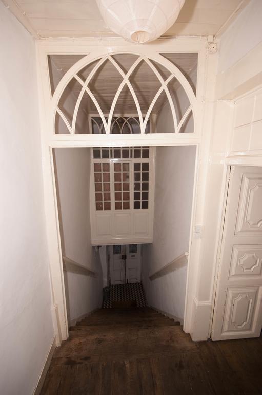 Covilha Hostel ภายนอก รูปภาพ
