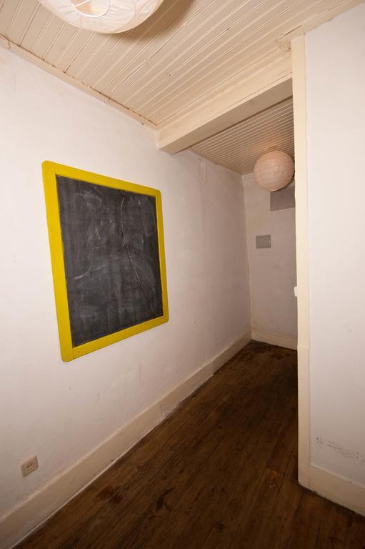 Covilha Hostel ภายนอก รูปภาพ